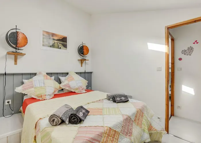 アパート Bassin アレ